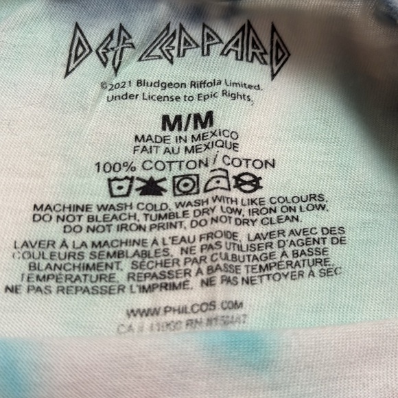 Lot of 4 rock tees- 
Pink Floyd, Guns N Roses & Def Leppard - Picture 7 of 11